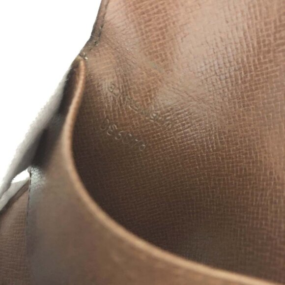 Louis Vuitton Monogram Multicles 4 Ring Key Case Brown/2BJ2084 101225 - Picture 9 of 9